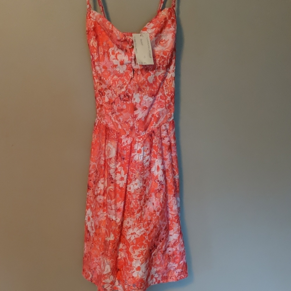 BNWT GUESS Floral Dress Size 10
